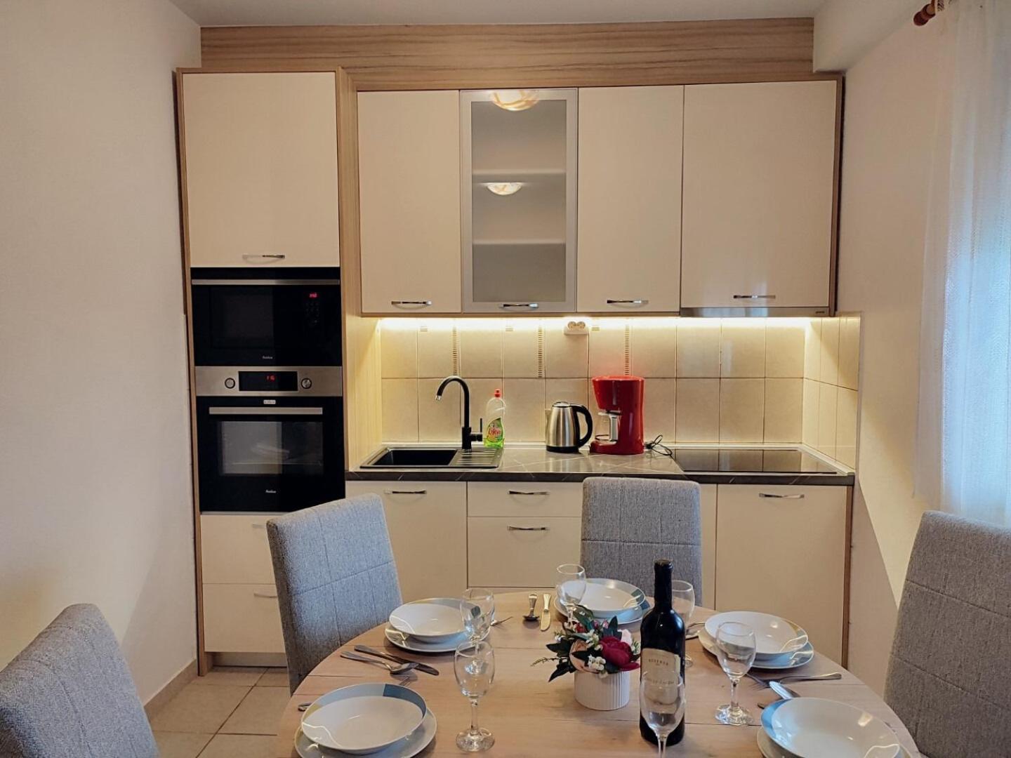 Apartment Slaven Vinišće Extérieur photo
