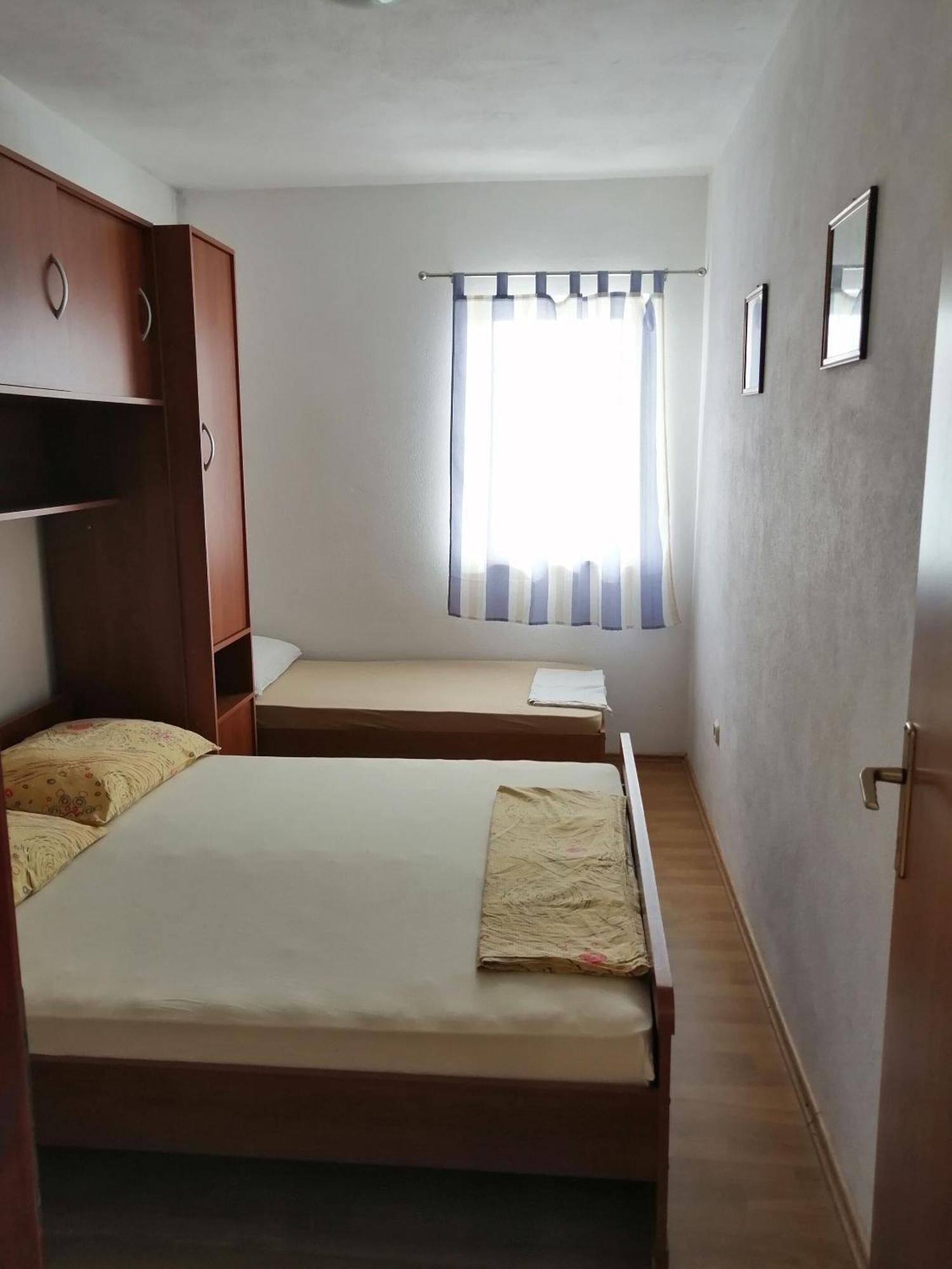 Apartment Slaven Vinišće Extérieur photo